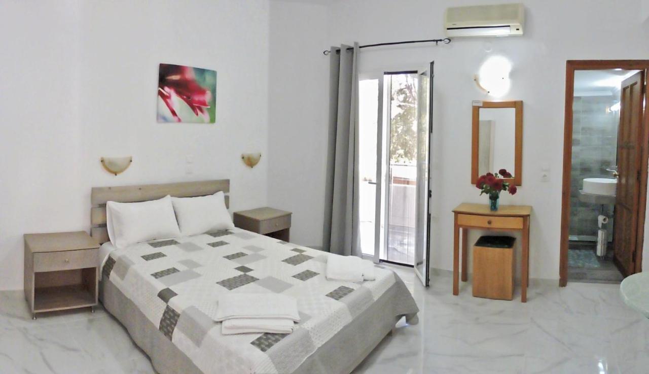 Egeon Rooms And Studios Jeorjúpoli Kültér fotó